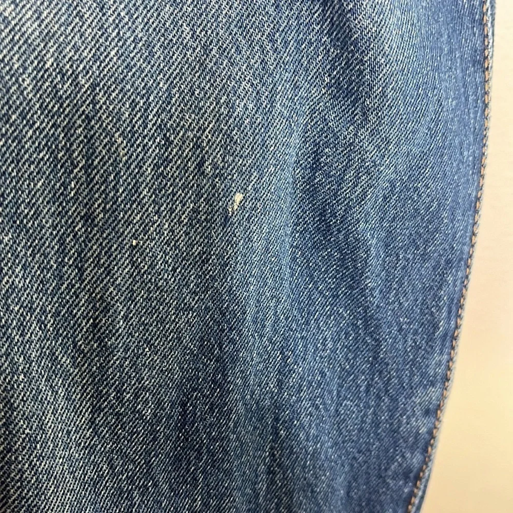 Levi's 501 Button Fly Medium Wash Straight Leg Jeans Size 34 x 34 BLEMISH